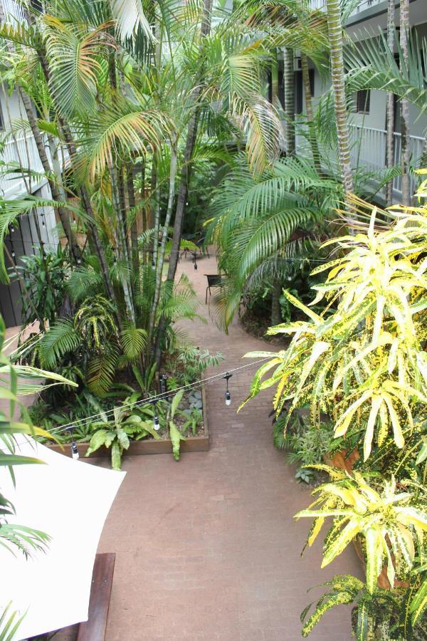 Lake Central Cairns Hotel Exterior photo