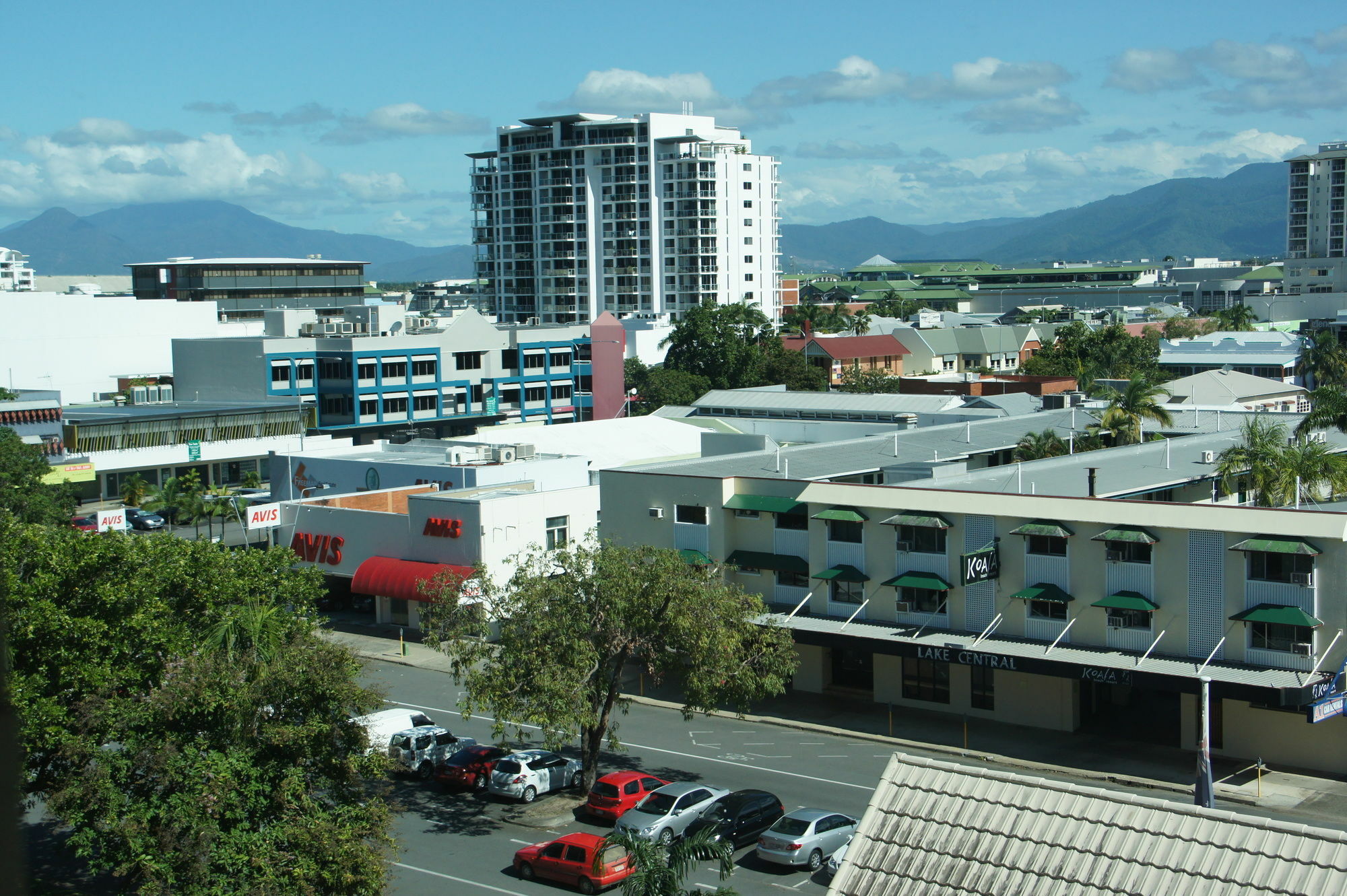 Lake Central Cairns Hotel Exterior photo